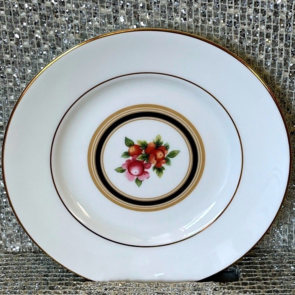 Wedgewood Bone China Clio Pattern Bread And Butter Plate Vintage 1990s Floral